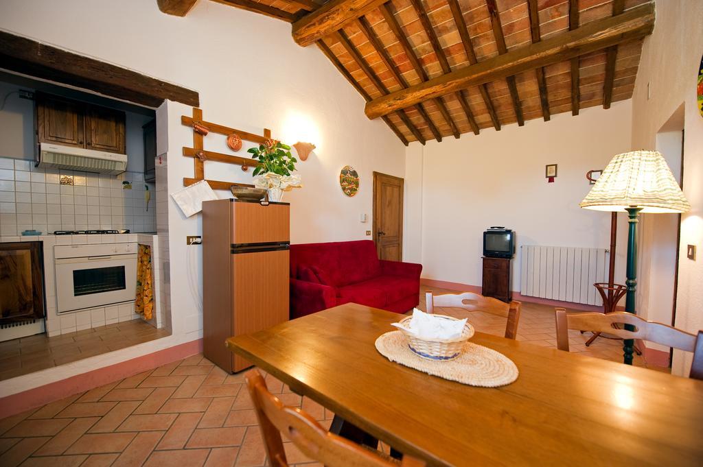 Agriturismo Palazzo Conti - B Пиенца Стая снимка